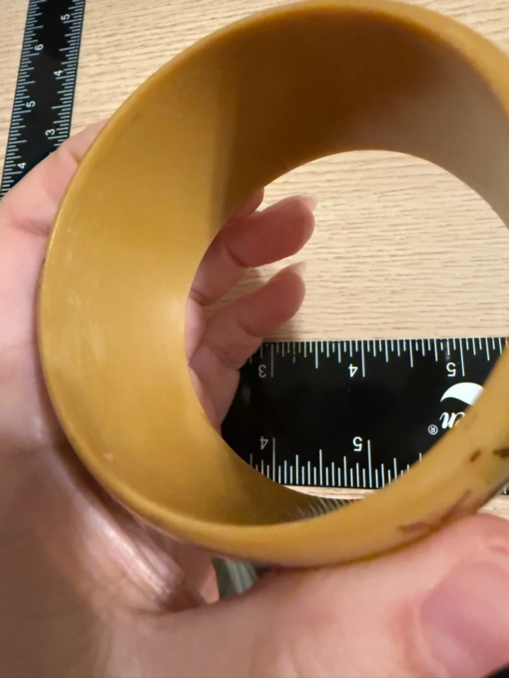 N/A chunky resin